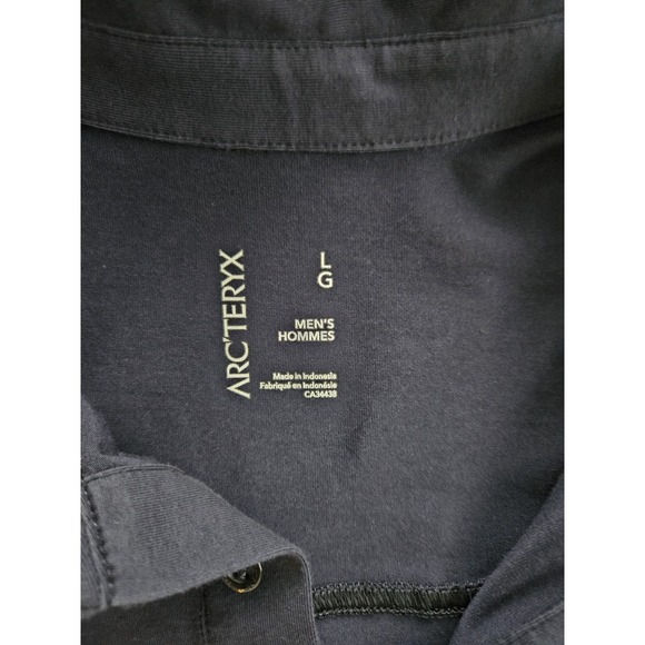Arc'teryx Polo Shirt Large Navy Short Sleeve Collared Solid Button Logo Men's - Picture 4 of 6